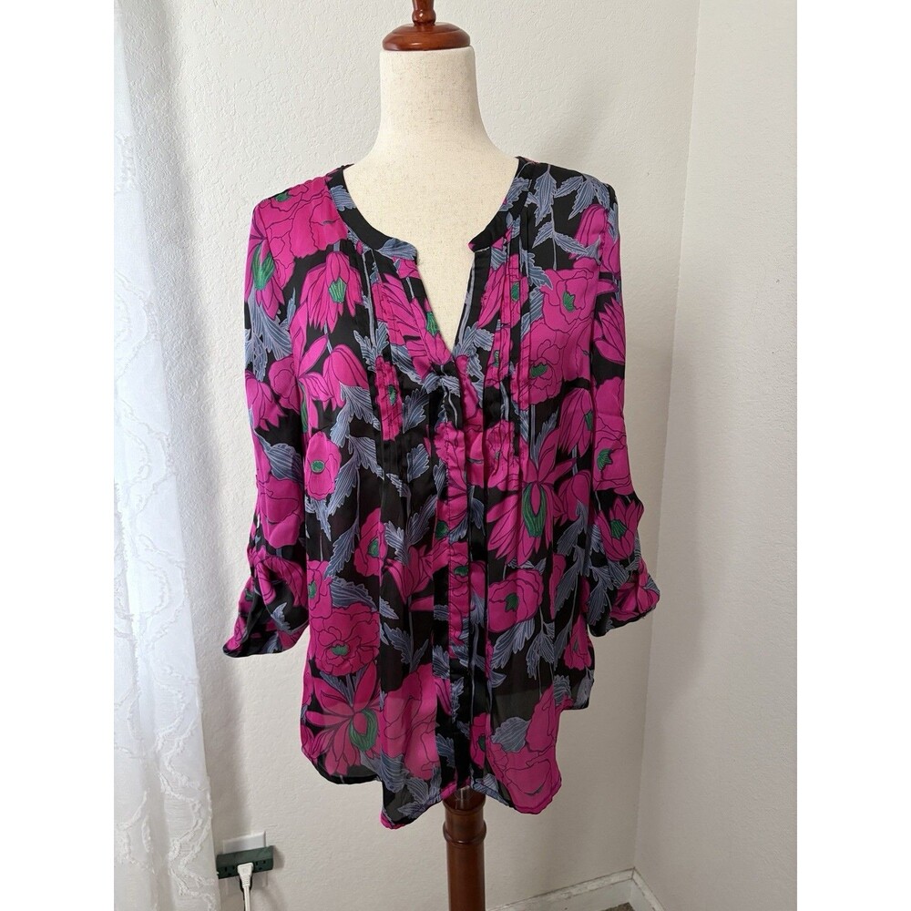 Danielle Rainn Women's M Vibrant Floral Blouse Professional Pleat Satin Feminine